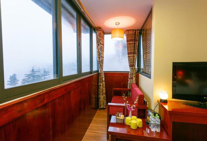 سوییت خانوادگی, Anise Sapa