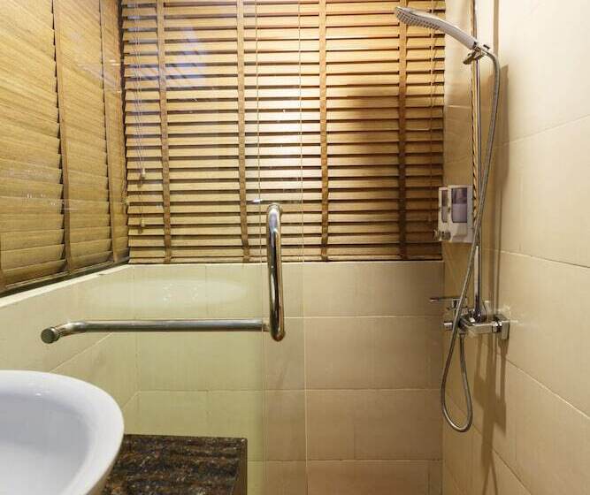 سوییت خانوادگی, Anise Sapa