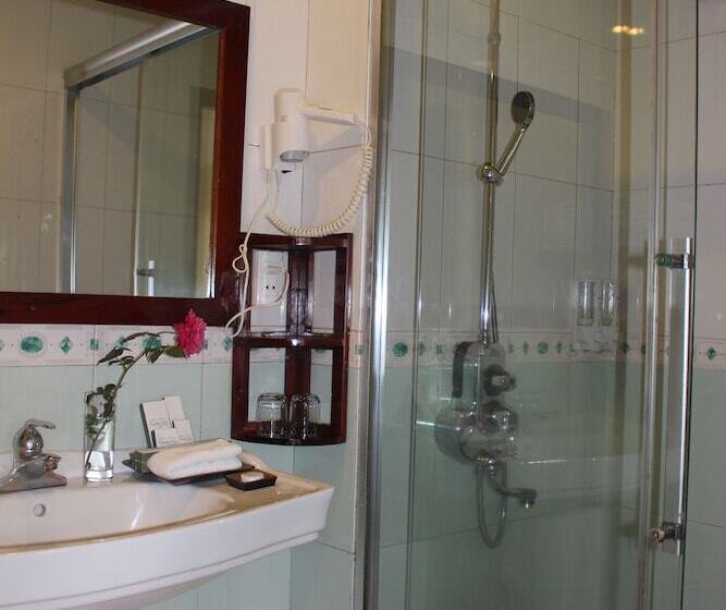 سوییت خانوادگی, Anise Sapa