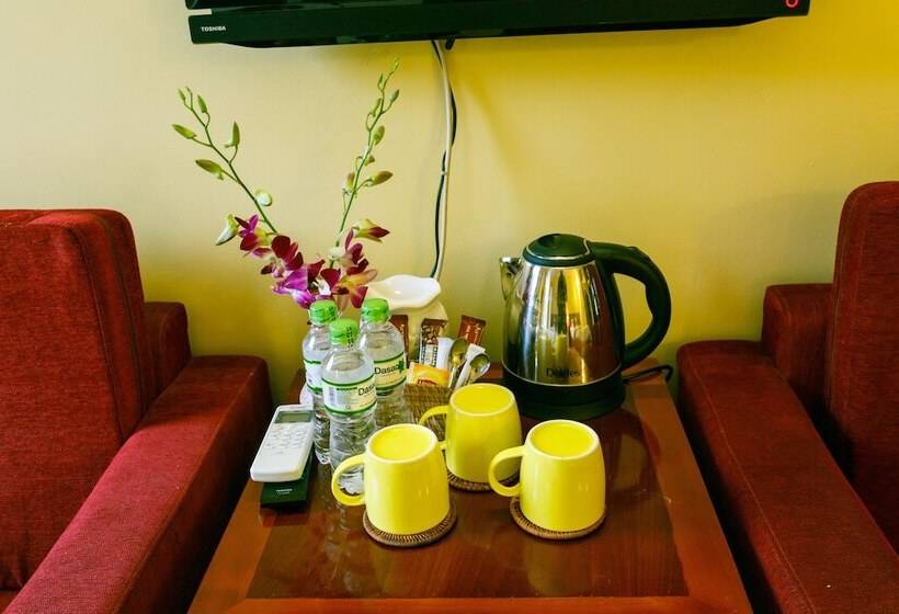 سوییت خانوادگی, Anise Sapa