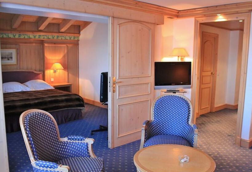 غرفة عائلية, Carlina