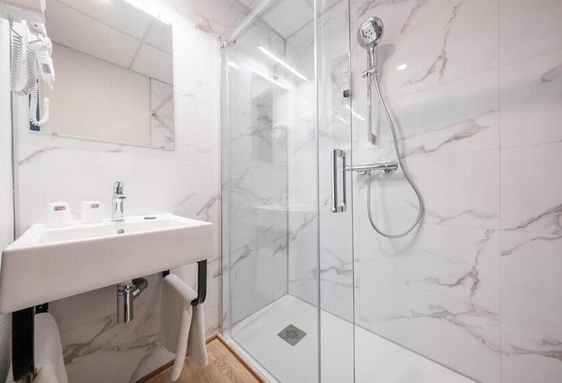 Номер Стандарт, Hôtel Du Parc