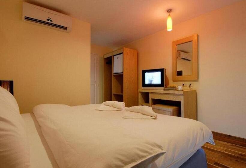 חדר סטנדרט, Jerung