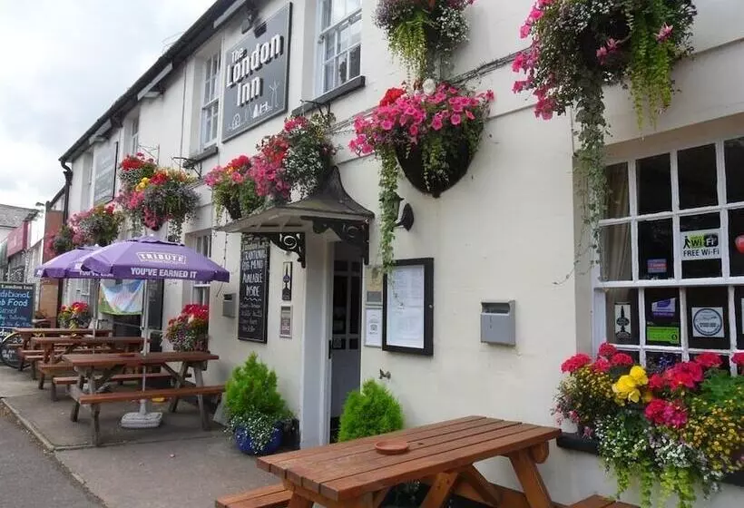 اتاق استاندارد یک نفره, The London Inn