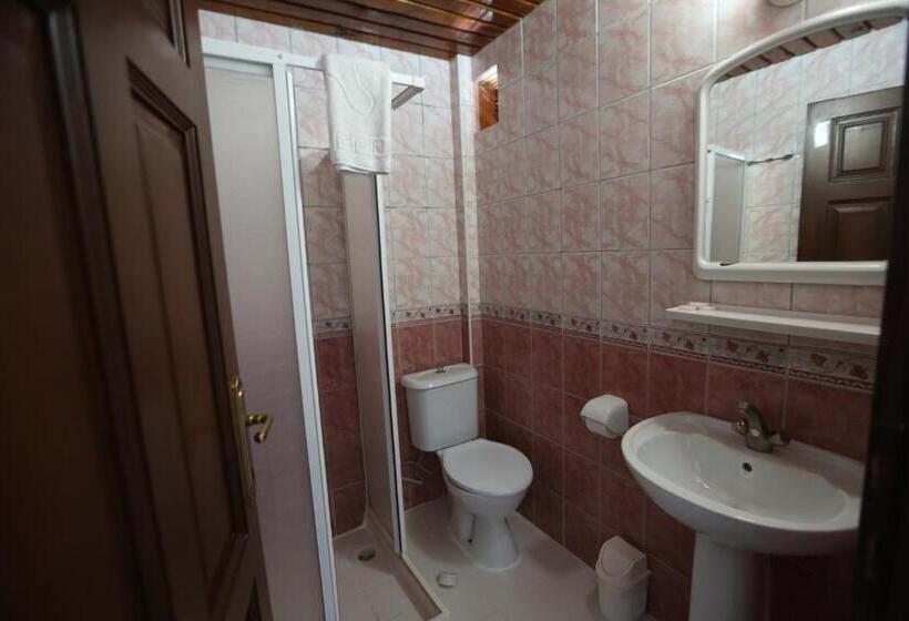 Habitació Estàndard, Paradise