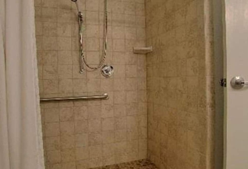 标准间, Selinsgrove Inn