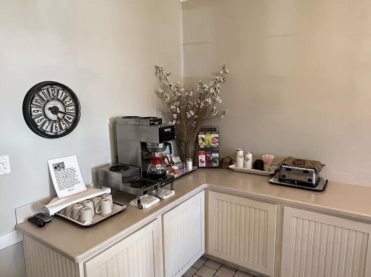 スタンダードルーム, Selinsgrove Inn