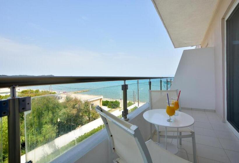 4인용 스탠다드 룸, Sidari Beach