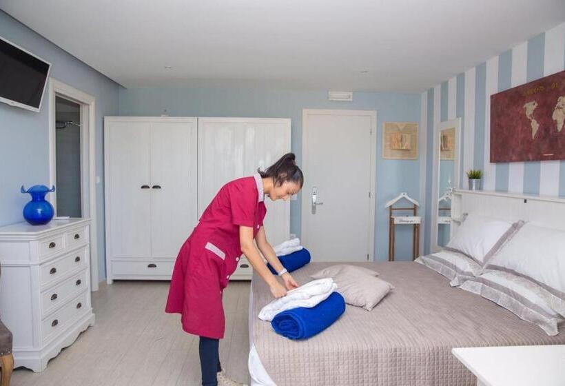 주니어 스위트 측면 바다 전망, Sidari Beach