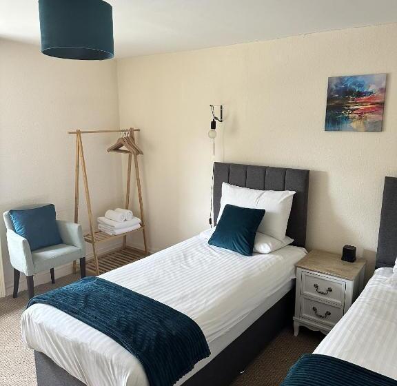 スタンダードルーム, The Smiddy Haugh