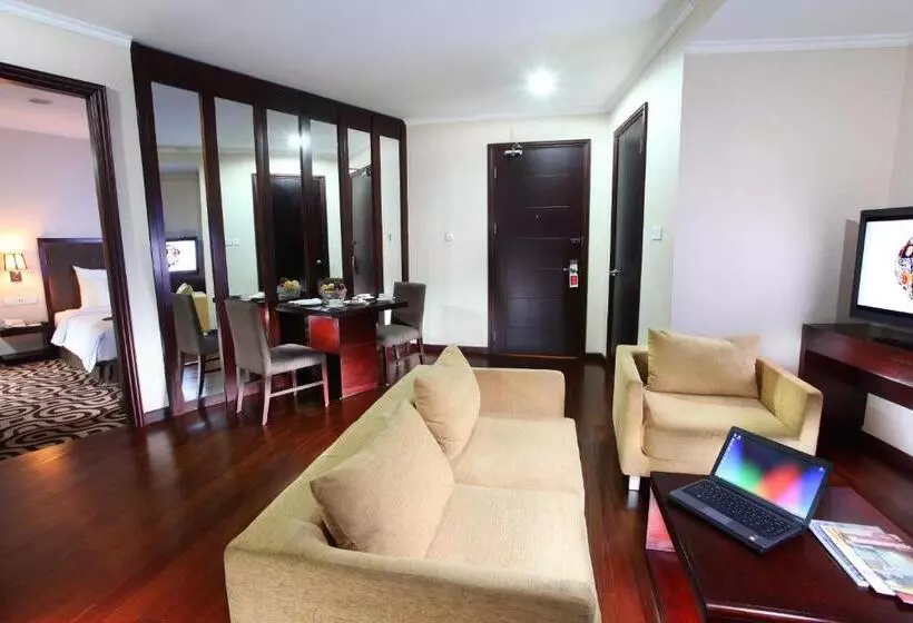 سوییت اجرایی, Swiss Belhotel Merauke
