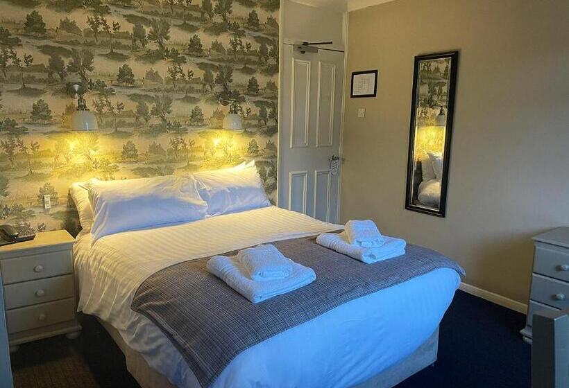 ファミリールーム, The Bridge Inn