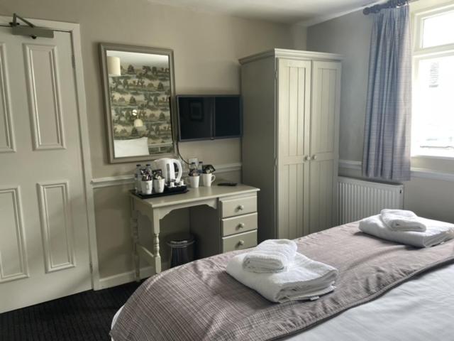 ファミリールーム, The Bridge Inn