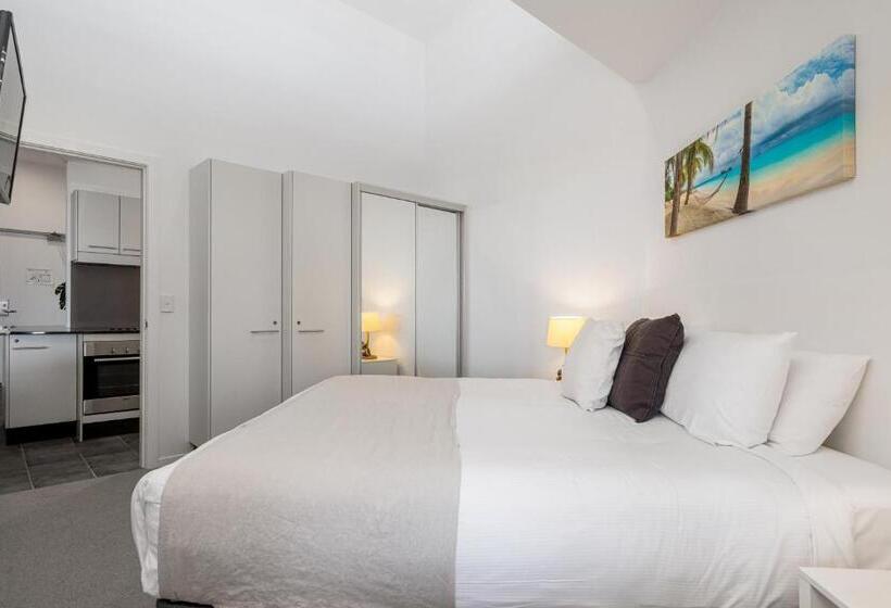 آپارتمان 1 خوابه با بالکن و چشمانداز دریا, Lennox Holiday Apartments