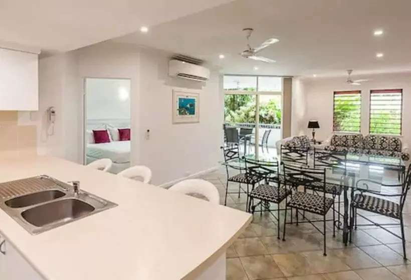 ２ベッドルームアパートメント, Oasis At Palm Cove
