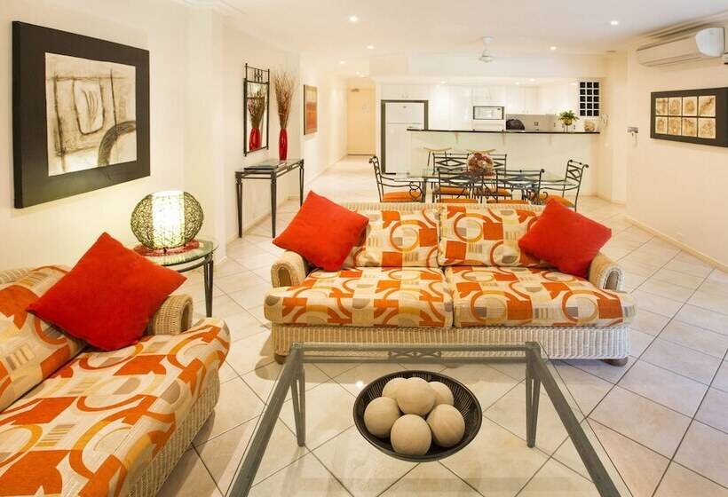 ２ベッドルームアパートメント, Oasis At Palm Cove