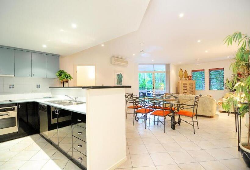 ２ベッドルームアパートメント, Oasis At Palm Cove