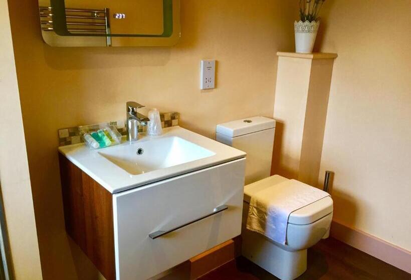 חדר סטנדרט, Thatched Cottage