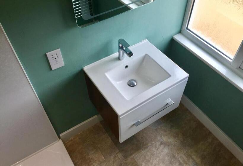 חדר סטנדרט, Thatched Cottage