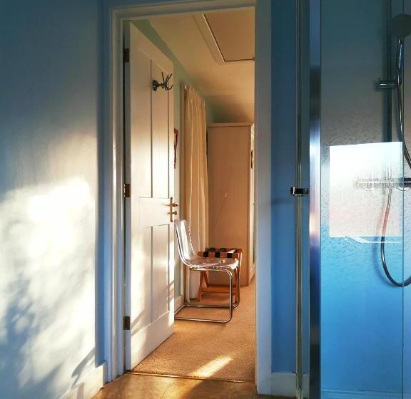 חדר סטנדרט, Thatched Cottage