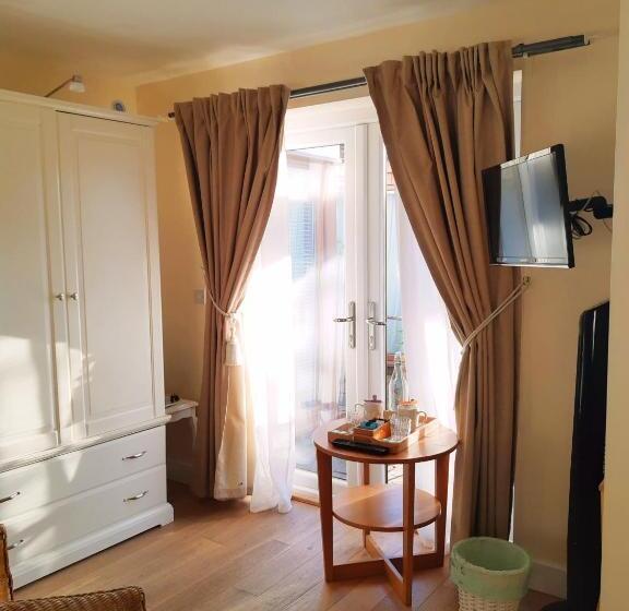 חדר סטנדרט, Thatched Cottage