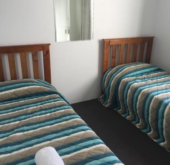 جناح بريميوم, Rosslyn Bay Resort Yeppoon