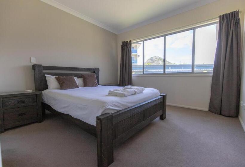 بنجلو قياسى, Rosslyn Bay Resort Yeppoon