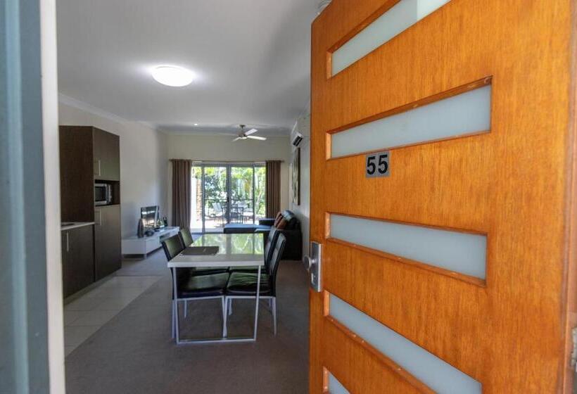 بنجلو عائلى, Rosslyn Bay Resort Yeppoon