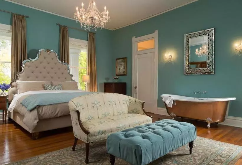 スーペリアースイート, The Twelve Oaks Bed & Breakfast