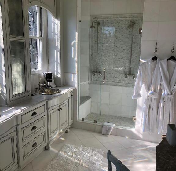 إستوديو ديلوكس, The Twelve Oaks Bed & Breakfast