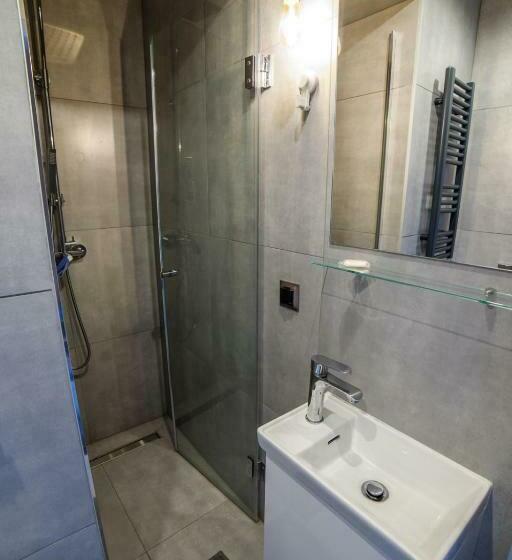 اتاق استاندارد, Krokus