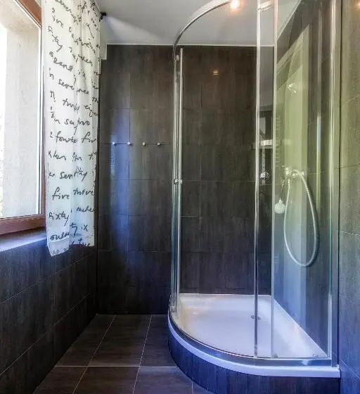 Apartament 2 Sypialnie, Krokus