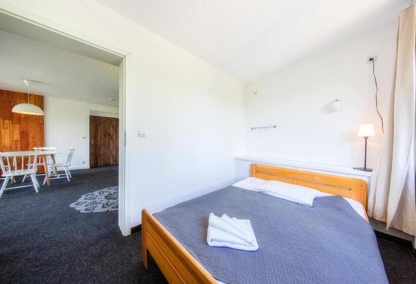 آپارتمان 2 خوابه, Krokus