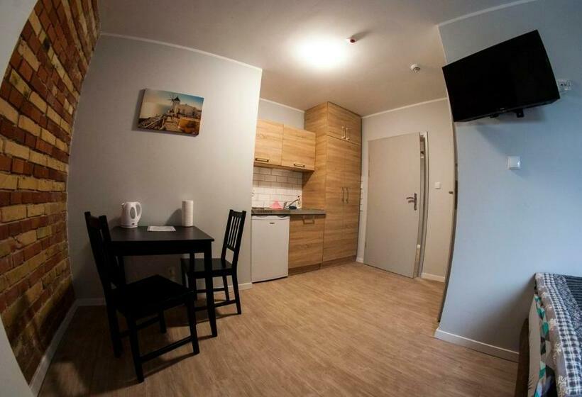 Номер Стандарт, Noclegi Stara Wozownia