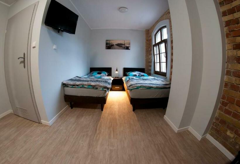 Номер Стандарт, Noclegi Stara Wozownia