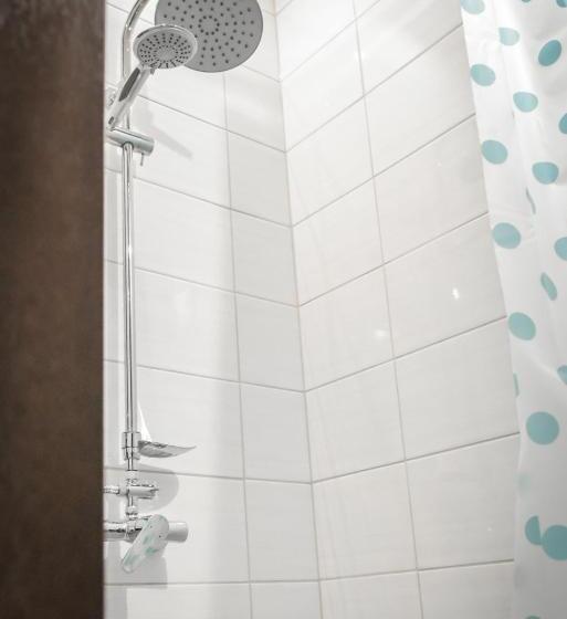 高级大房间, Rajska Oaza