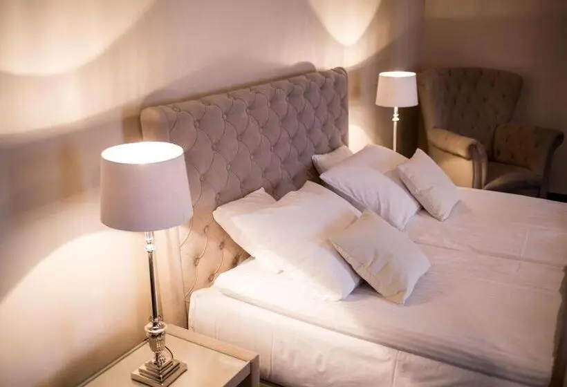 ２ベッドルームアパートメント, Restauracja Hotel Vip