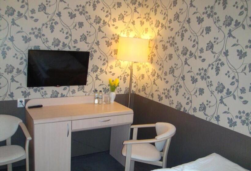 スタンダードルーム, Zajazd Mat