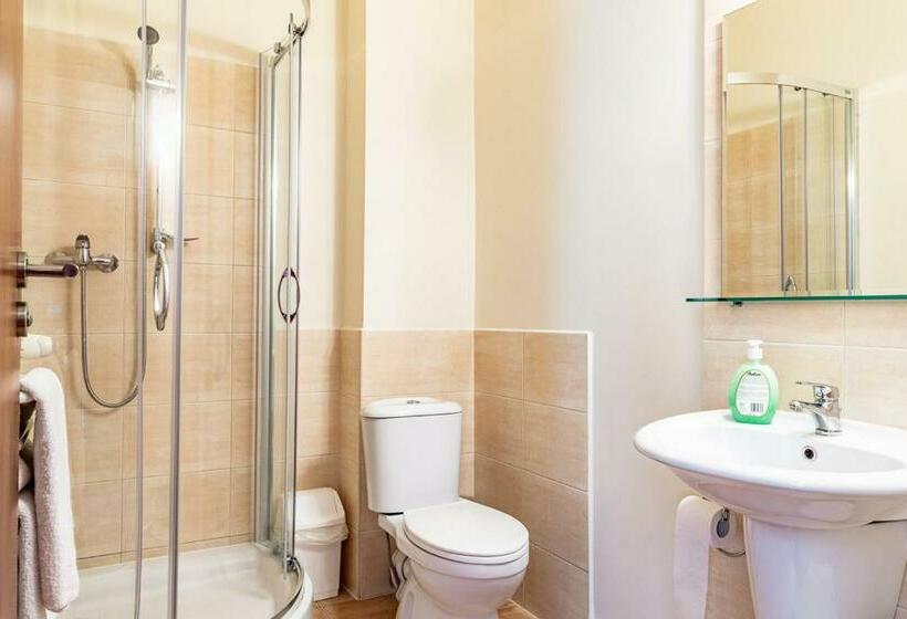 标准单人间, Zajazd Michałowo