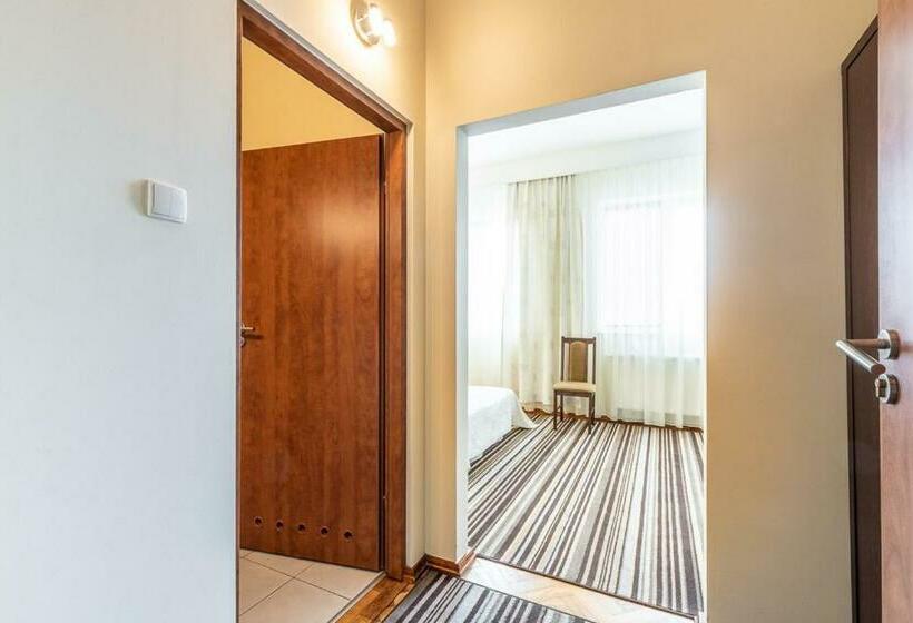 标准间, Zajazd Michałowo