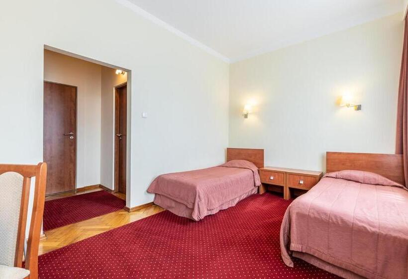 四人标准间, Zajazd Michałowo