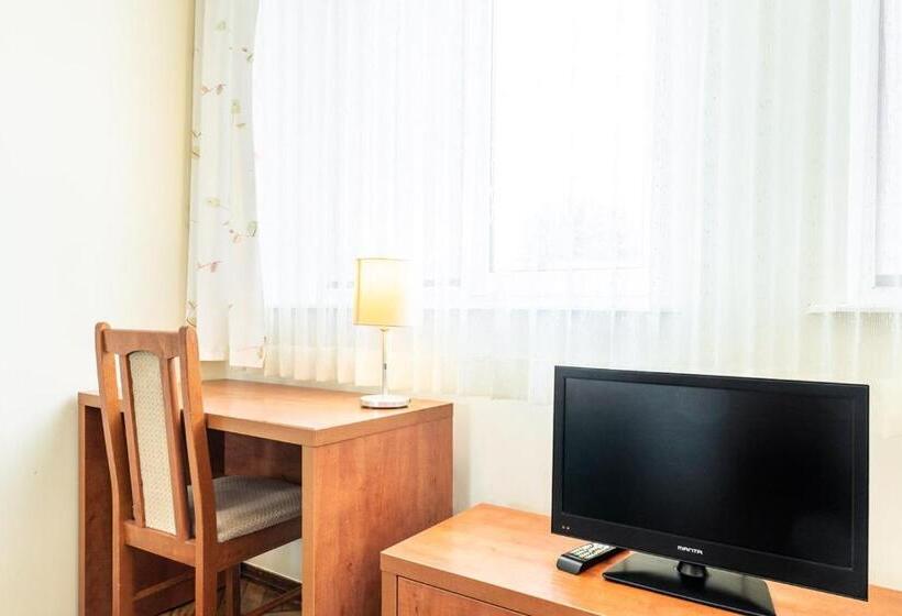 四人标准间, Zajazd Michałowo