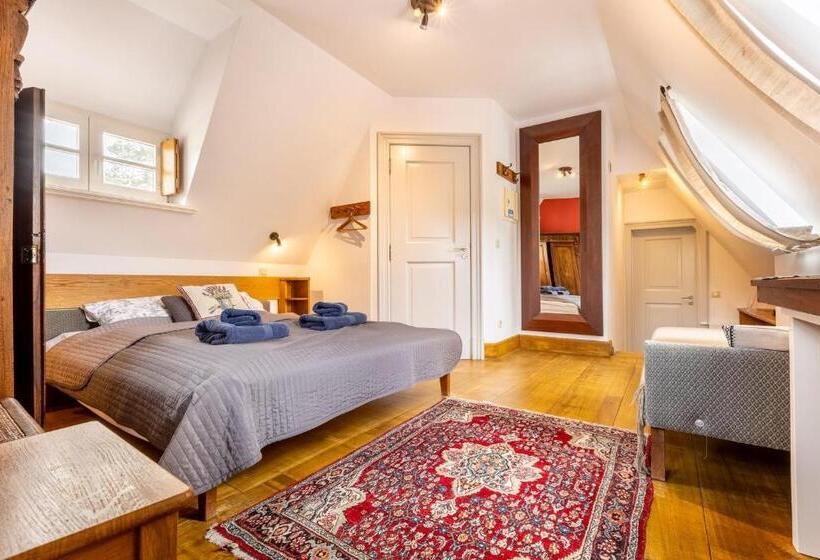 חדר משפחתי בסיסי, Gościniec Pod Zającem