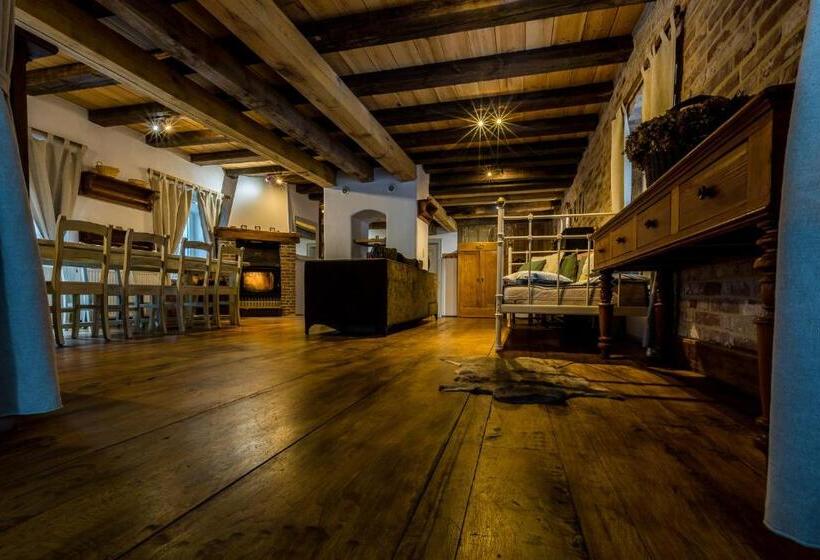 סוויטת ג'וניור עם טרסה, Gościniec Pod Zającem