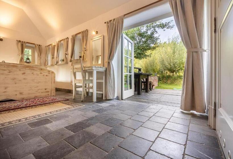 סוויטת ג'וניור עם טרסה, Gościniec Pod Zającem