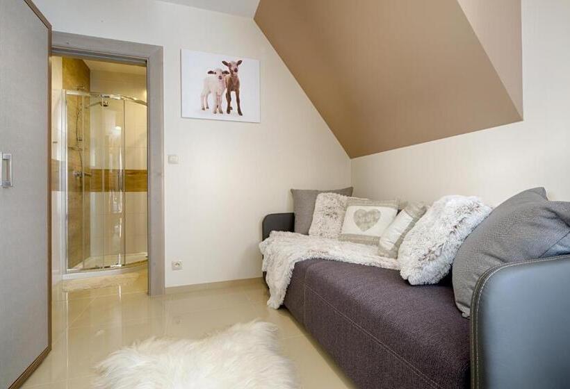 スタンダード４人部屋, Gordonówka Residence & Spa  Sauna I Jacuzzi W Cenie Na Ferie Przeżyj Niezapomniany Pobyt