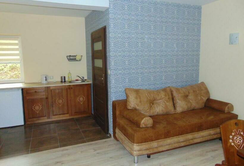 발코니가 있는 스위트, Gosciniec Pod Brzegiem