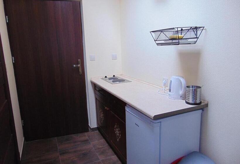 발코니가 있는 스위트, Gosciniec Pod Brzegiem