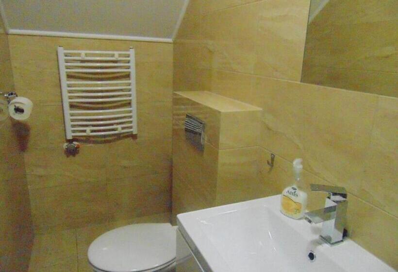 스탠다드 룸, Gosciniec Pod Brzegiem