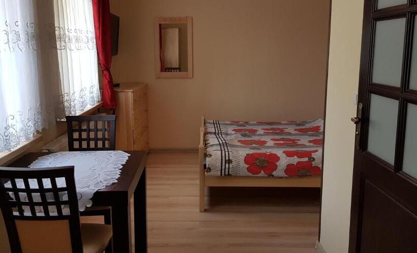 스탠다드 룸, Gosciniec Pod Brzegiem